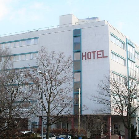 Businesshotel & Appartements Stuttgart-Vaihingen Buitenkant foto