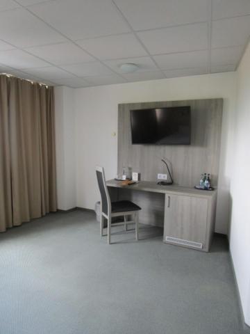 Businesshotel & Appartements Stuttgart-Vaihingen Buitenkant foto