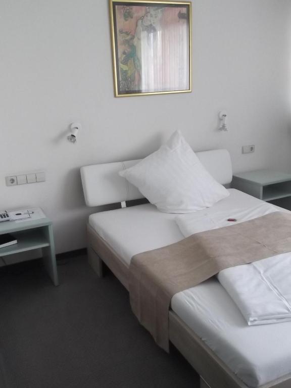 Businesshotel & Appartements Stuttgart-Vaihingen Buitenkant foto